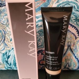 MARY KAY CC CREAM